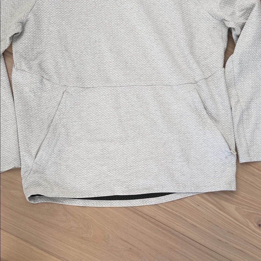lululemon athletica Men's Hoodie - Picture 4 of 5